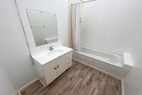 Photo of property in 3/324 Ferry Road, Waltham, Christchurch, 8011