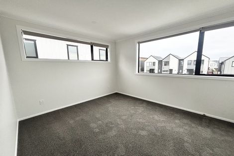 Photo of property in 6 Doug Jensen Street, Wallaceville, Upper Hutt, 5018