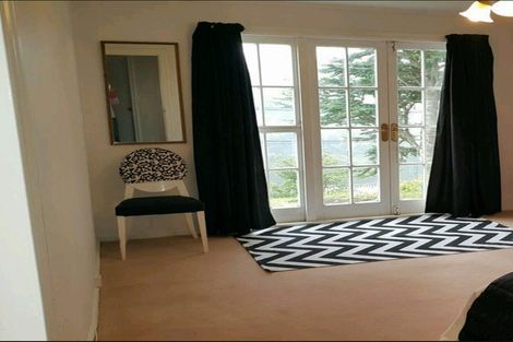 Photo of property in 37 Bedford Street, Northland, Wellington, 6012