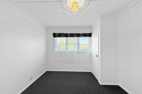 Photo of property in 10 Clapham Place, Whanganui East, Whanganui, 4500