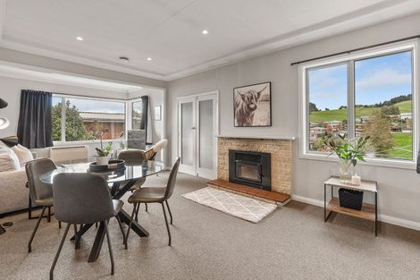 Photo of property in 8 Weir Street, Green Island, Dunedin, 9018