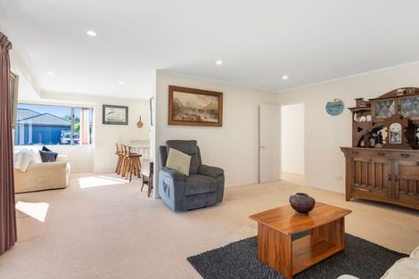 Photo of property in 32 Masefield Street, Stoke, Nelson, 7011