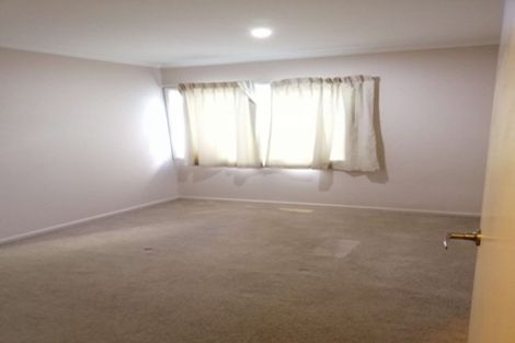 Photo of property in 1 Poaka Avenue, Takanini, 2112