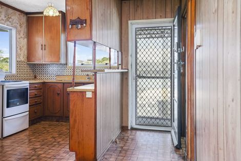 Photo of property in 87a Edmonton Road, Henderson, Auckland, 0612