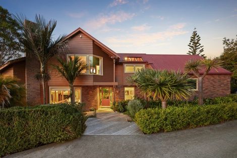 Photo of property in 218 Settlement Road, Papakura, 2110