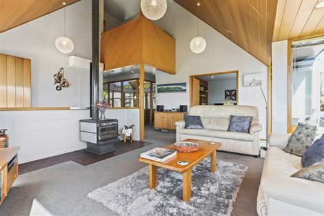 Photo of property in 6 Stevenson Way, Cockle Bay, Auckland, 2014