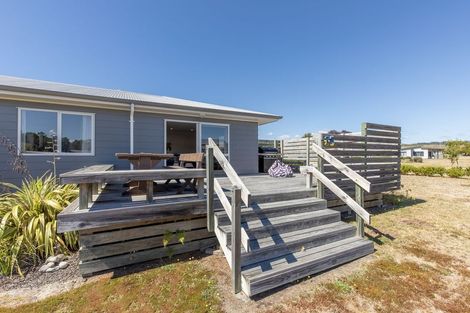 Photo of property in 15 Wai Matangi Place, Motuoapa, 3382