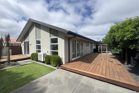 Photo of property in 1/23 Wakelin Place, Redwood, Christchurch, 8051