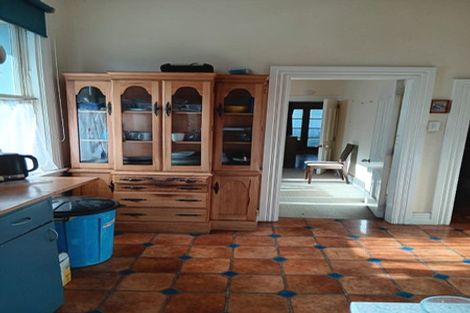 Photo of property in 23 Hawker Street, Mount Victoria, Wellington, 6011