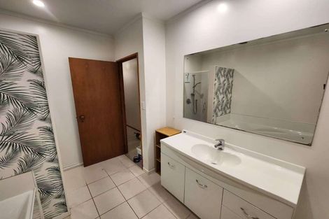 Photo of property in 30 Taha Road, Waimauku, 0881