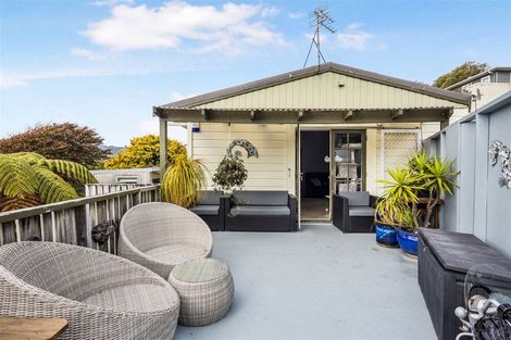 Photo of property in 47b Chester Road, Tawa, Wellington, 5028