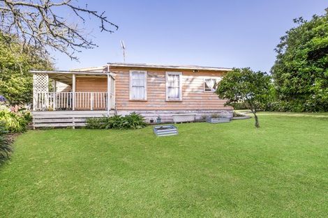 Photo of property in 2 Liverpool Street, Tuakau, 2121