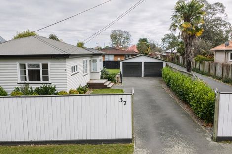Photo of property in 37 Hawford Road, Opawa, Christchurch, 8023