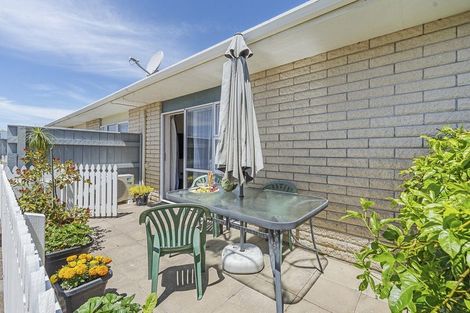 Photo of property in 3/220 Coronation Avenue, Welbourn, New Plymouth, 4310
