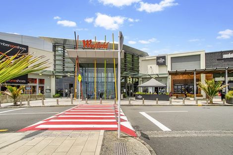 Photo of property in Proximity Apartments, 405/17 Osterley Way, Manukau, Auckland, 2104