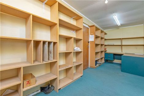 Photo of property in 180 Dixon Street, Masterton, 5810