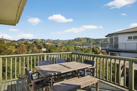 Photo of property in 47 Ranui Crescent, Diamond Harbour,  8971