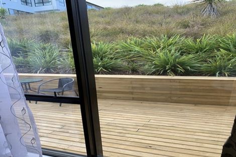 Photo of property in 8 Tawatawa Street, Long Bay, Auckland, 0630