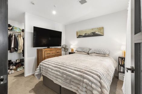 Photo of property in 202/2u Onepu Road, Kilbirnie, Wellington, 6022