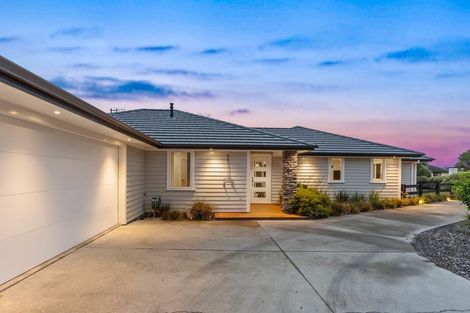 Photo of property in 3 Barbaras Way, Waikanae Beach, Waikanae, 5036