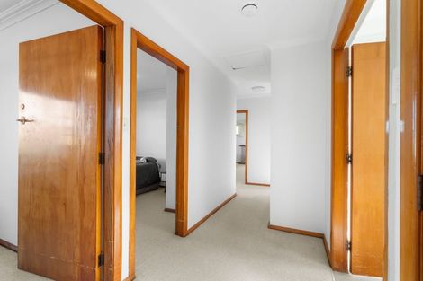 Photo of property in 27 Bledisloe Street, Levin, 5510