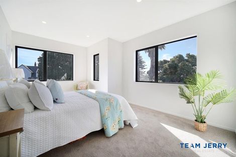 Photo of property in 3/32 Sunlands Drive, Manurewa, Auckland, 2102