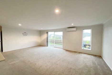 Photo of property in 17 Lamborn Drive, Papakura, 2110