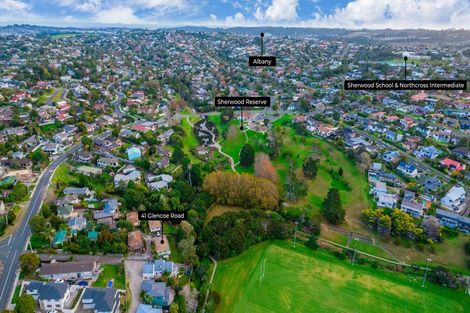 Photo of property in 1/41 Glencoe Road, Browns Bay, Auckland, 0630