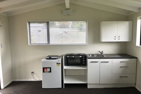 Photo of property in 11 Forbes Road, Favona, Auckland, 2024