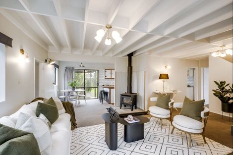 Photo of property in 141 Tait Drive, Greenmeadows, Napier, 4112