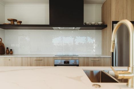 Photo of property in 14 Barrance Avenue, Rototuna North, 3210