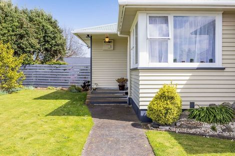 Photo of property in 25 Waihi Road, Hawera, 4610
