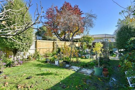 Photo of property in 113 Hawford Road, Opawa, Christchurch, 8023