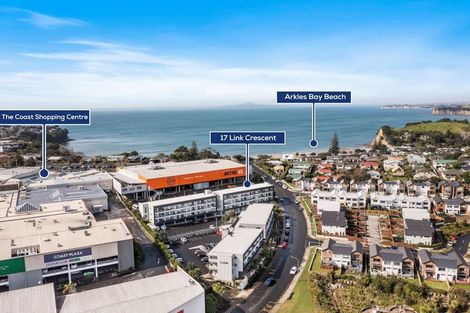 Photo of property in 12/17 Link Crescent, Stanmore Bay, Whangaparaoa, 0932