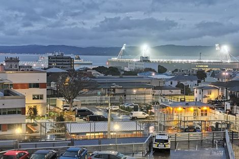 Photo of property in Westhaven Apartments, 13/127 Molesworth Street, Thorndon, Wellington, 6011