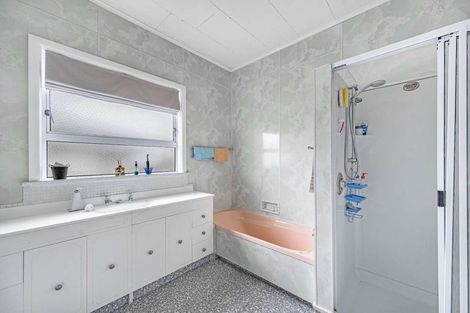 Photo of property in 28 White Street, Taradale, Napier, 4112