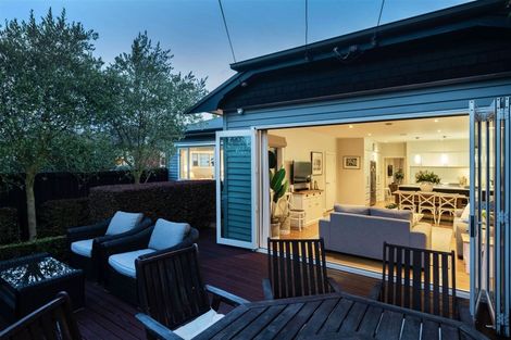 Photo of property in 170 Knowles Street, St Albans, Christchurch, 8052