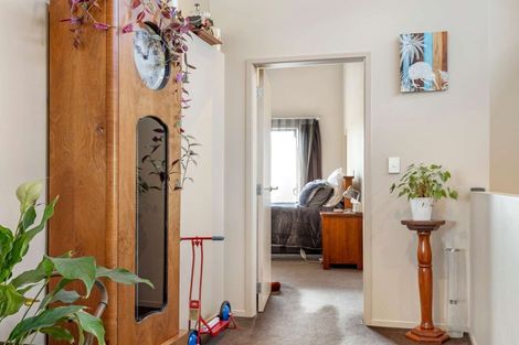 Photo of property in 2 Honeysuckle Lane, Ohauiti, Tauranga, 3112