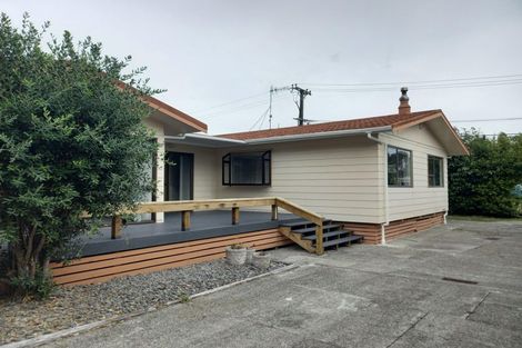 Photo of property in 71 Elizabeth Street, Waikanae, 5036