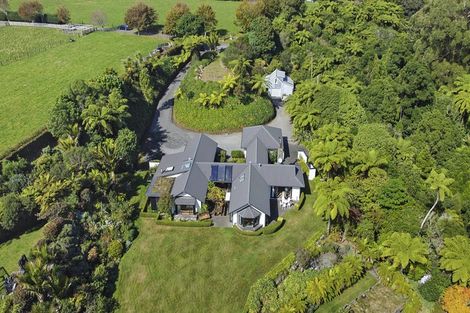 Photo of property in 475 Frankley Road, Hurworth, New Plymouth, 4371