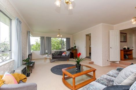 Photo of property in 9 Ashmore Drive, Frankleigh Park, New Plymouth, 4310