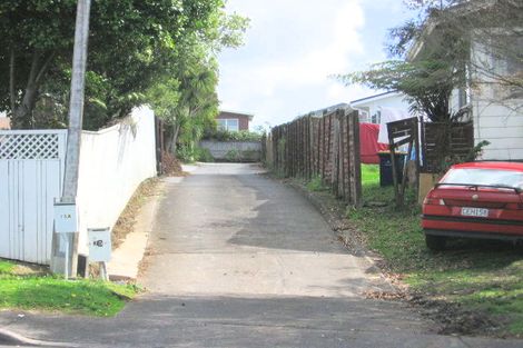 Photo of property in 25 Solar Road, Glen Eden, Auckland, 0602