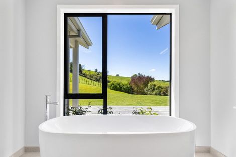 Photo of property in 28 Te Moenga Park, Acacia Bay, Taupo, 3330
