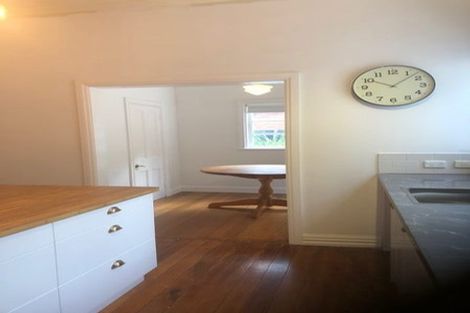 Photo of property in 147 Victoria Road, Saint Clair, Dunedin, 9012