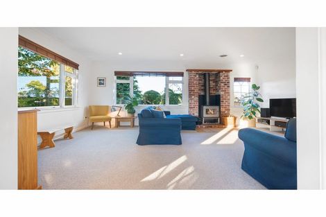 Photo of property in 24 Derrett Place, Saint Martins, Christchurch, 8022