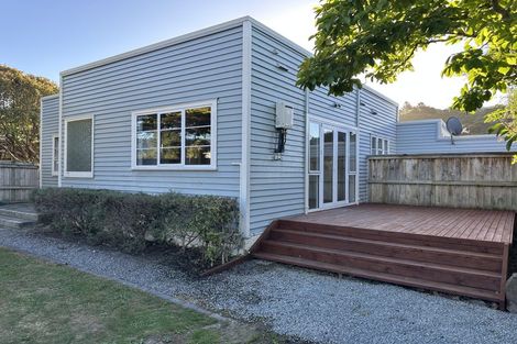 Photo of property in 90 Stokes Valley Road, Stokes Valley, Lower Hutt, 5019