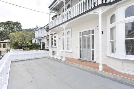 Photo of property in 23 Portland Crescent, Thorndon, Wellington, 6011