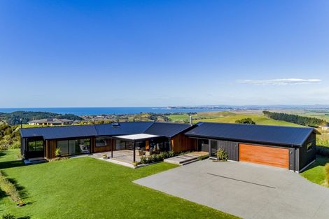 Photo of property in 199 Eskridge Drive, Eskdale, Napier, 4182