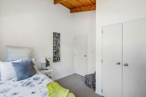 Photo of property in 1/55 James Evans Drive, Northcote, Auckland, 0627