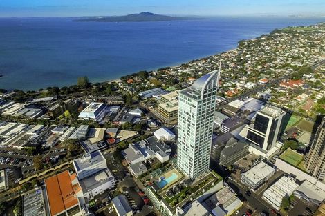Photo of property in Sentinel Apartments, 2402/3 Northcroft Street, Takapuna, Auckland, 0622